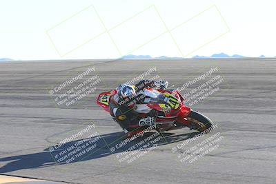 media/Nov-17-2024-CVMA (Sun) [[1fec520723]]/Race 11-Amateur Supersport Open/